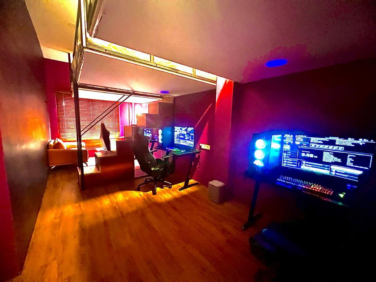 Khách sạn Arena Esports @ Bugis Village Singapore
